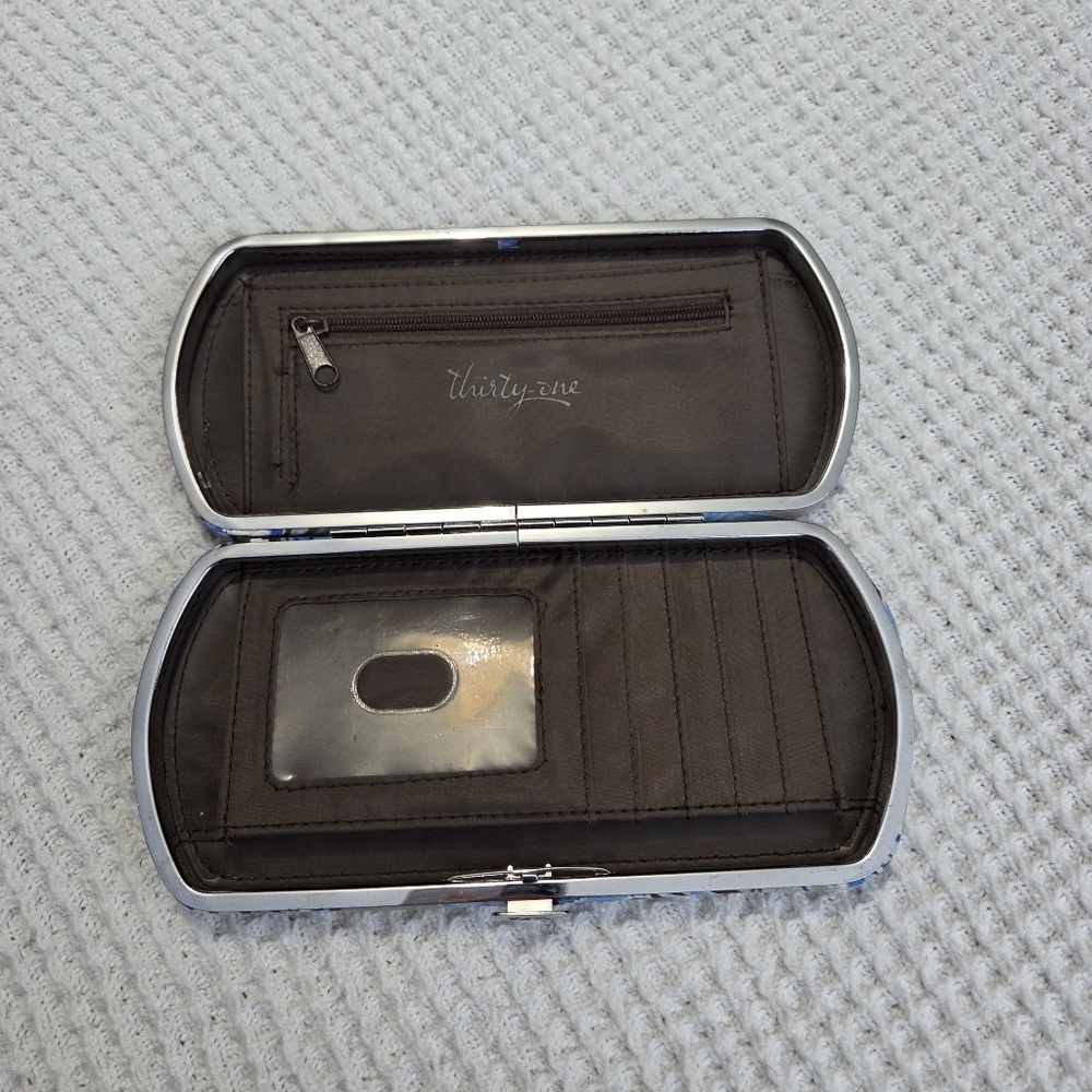 Thirty One Hard Shell Wallet - Picture 4 of 4